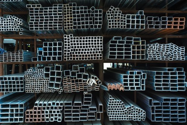large-steel-factory-warehouse-600x400